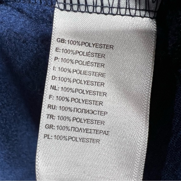 EUC The North Face hoodie - Picture 5 of 6